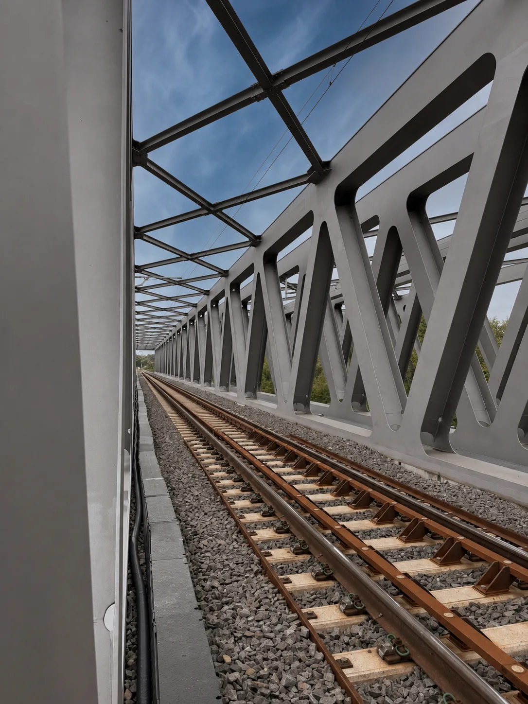 Eisenbahnbrücke Wesel mit Gleisanlage